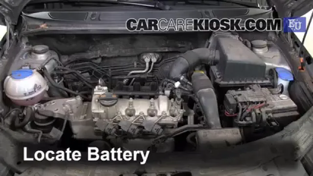 2010 Skoda Fabia S 1.2L 3 Cyl. Batterie Changement